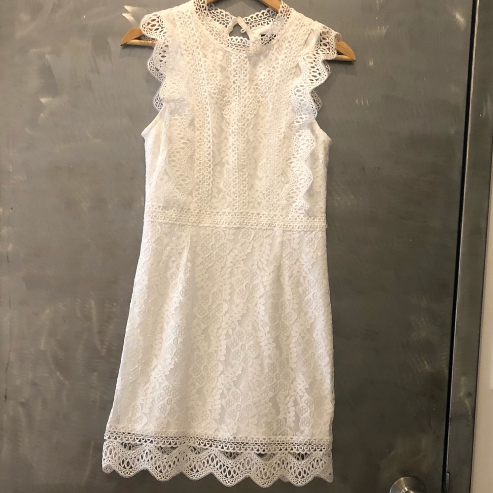Lulus S white lace and ruffle dress